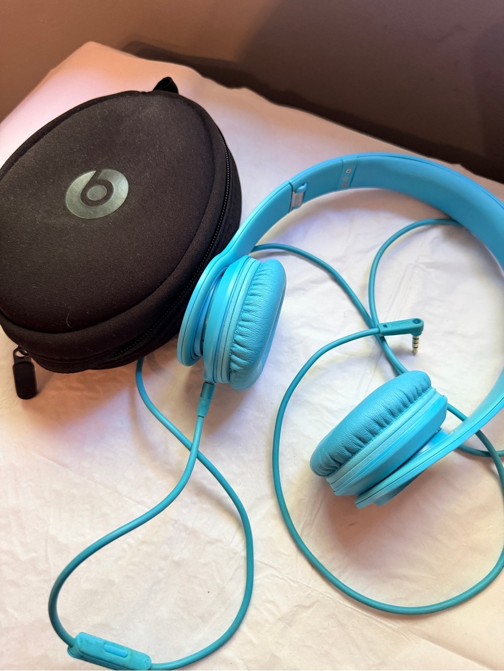 Beats by Dr Dre On-Ear Wired Headphones in Bright Blue